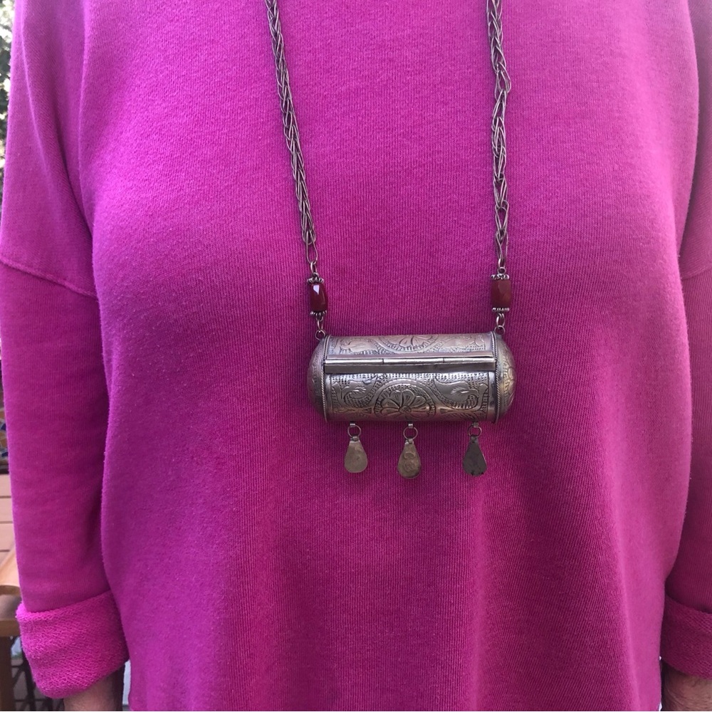 Silver Pendant Necklace